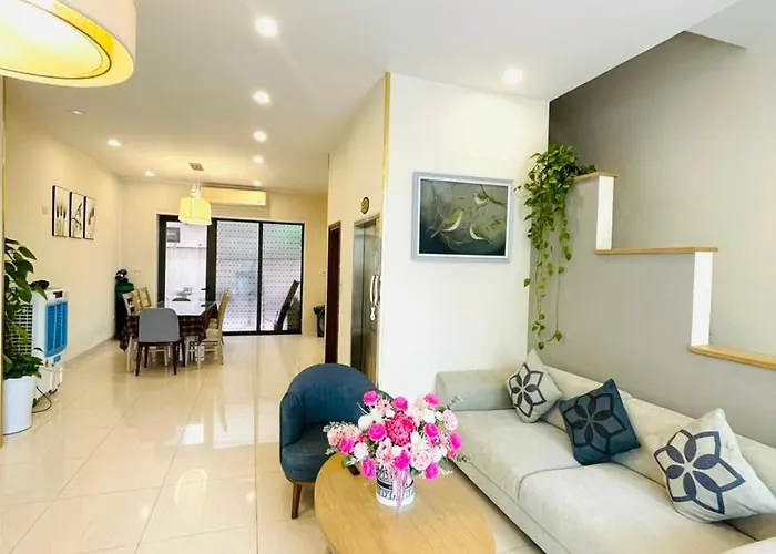 Kim's - 5 Phong Ngu Sieu Rong - 100m Den Bai Tam Villa *